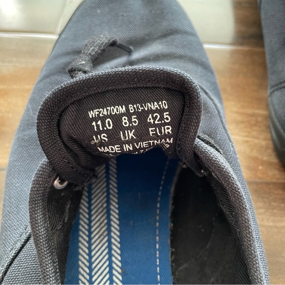 Black Keds - Picture 2 of 3